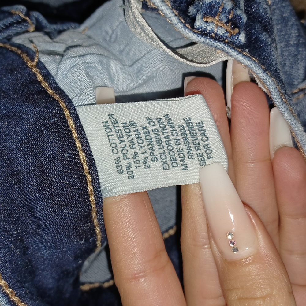 High Rise Jeans - Picture 4 of 4